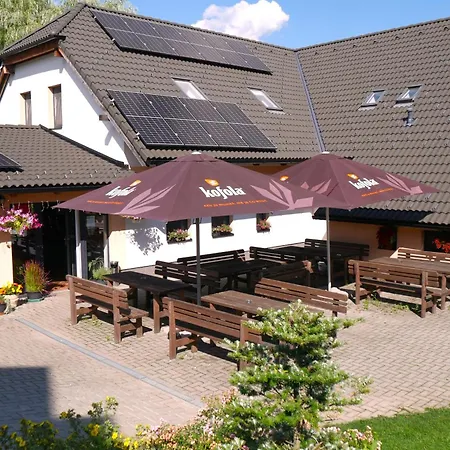 Hospudka A Ubytovani U Mitucha Zenklava Exterior photo